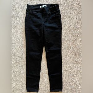 5 items for $20/Old Navy black denim jeggings 8 P
